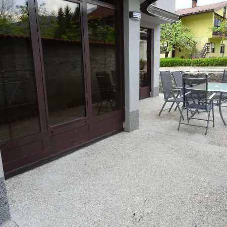 Kramer Hisa Apartment